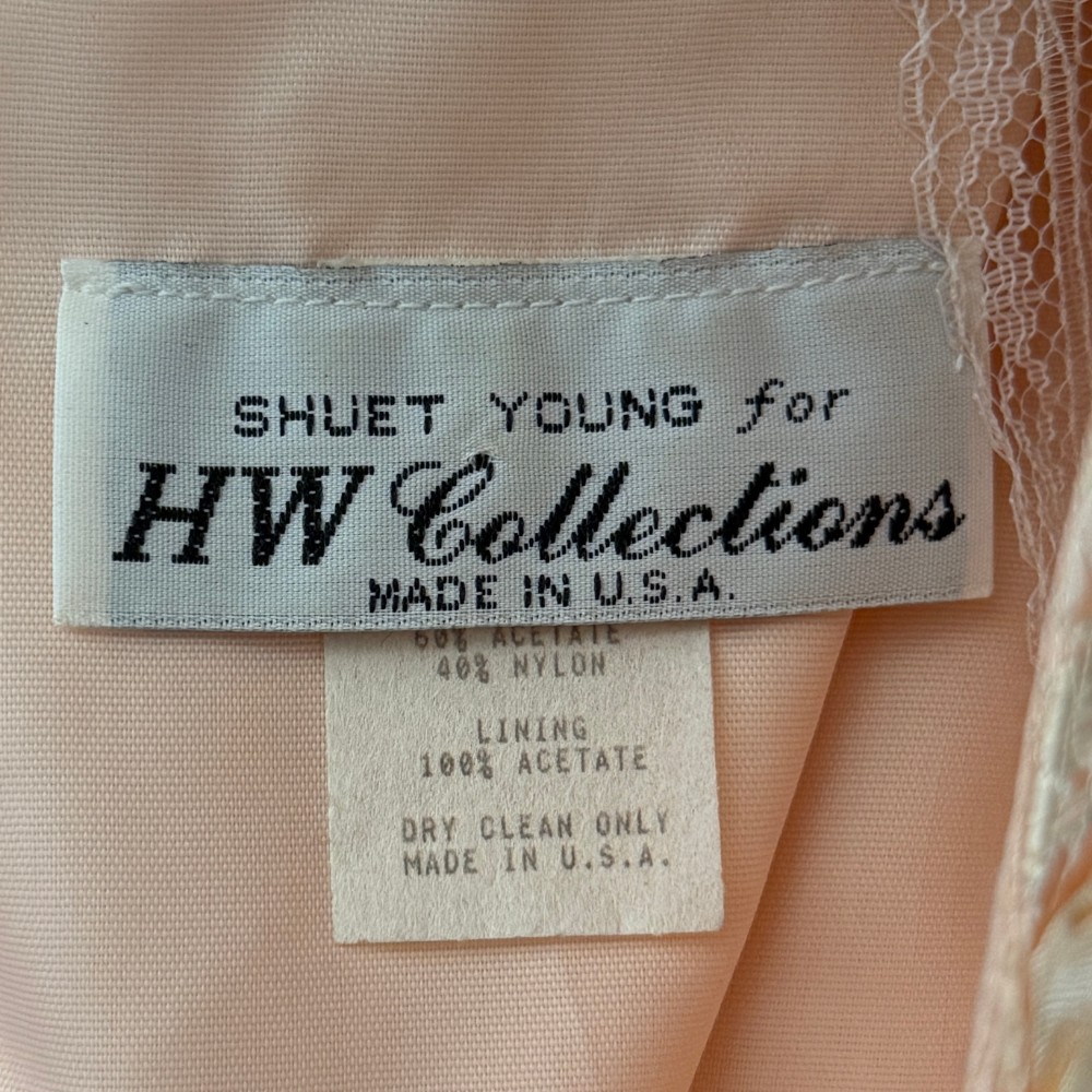Shuet Young for HW Collections clothing tag. Approximate date: 1980s.