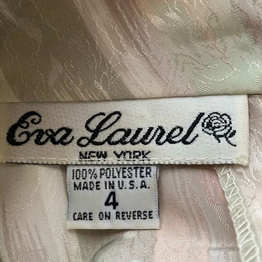 Eva Laurel clothing tag. Approximate date: 1980s.