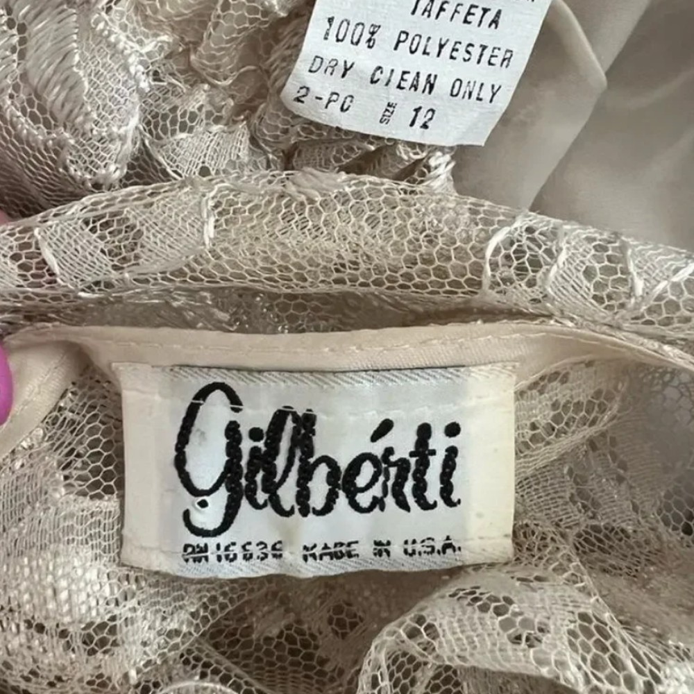 Gilberti clothing tag. Approximate date: 1980s.