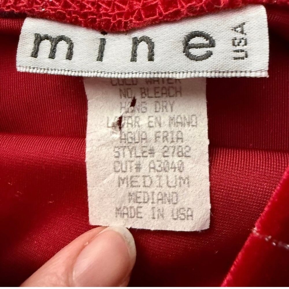 mine USA clothing label 2000s/Y2K